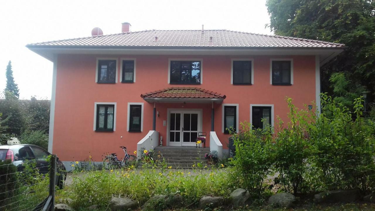 Fewo 1 Waren Mueritz - Haus Buchen Am Tiefwarensee - 1 Zi エクステリア 写真