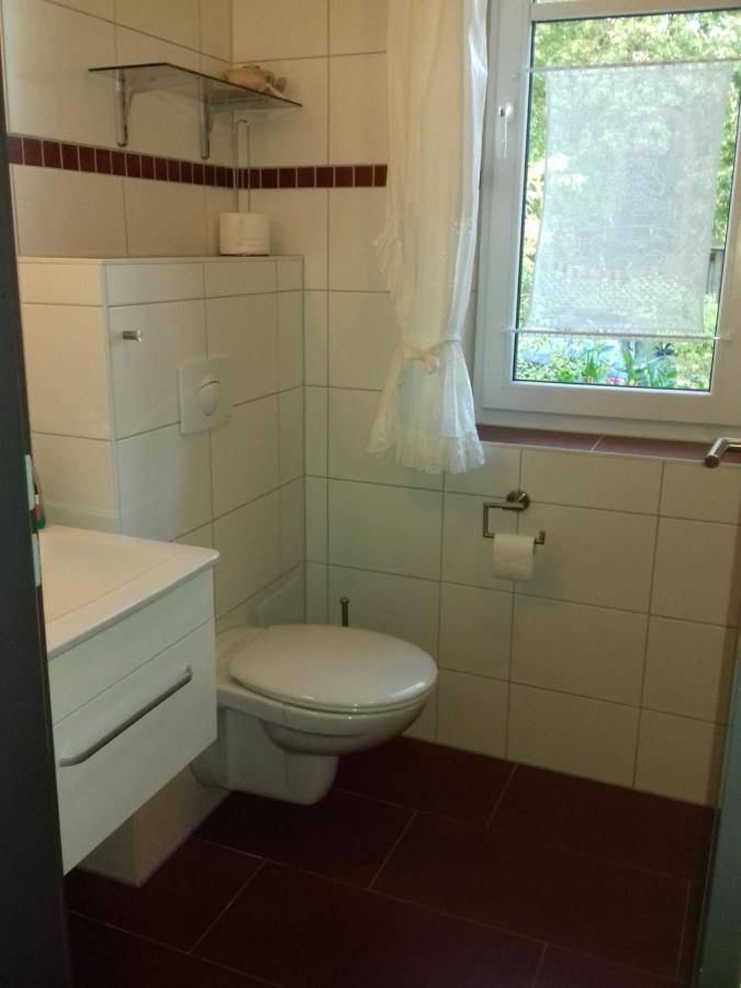 Fewo 1 Waren Mueritz - Haus Buchen Am Tiefwarensee - 1 Zi エクステリア 写真